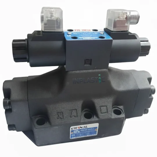 INPLASTIC | Válvula Direccional 4-3 Piloto por Solenoide Tam.16